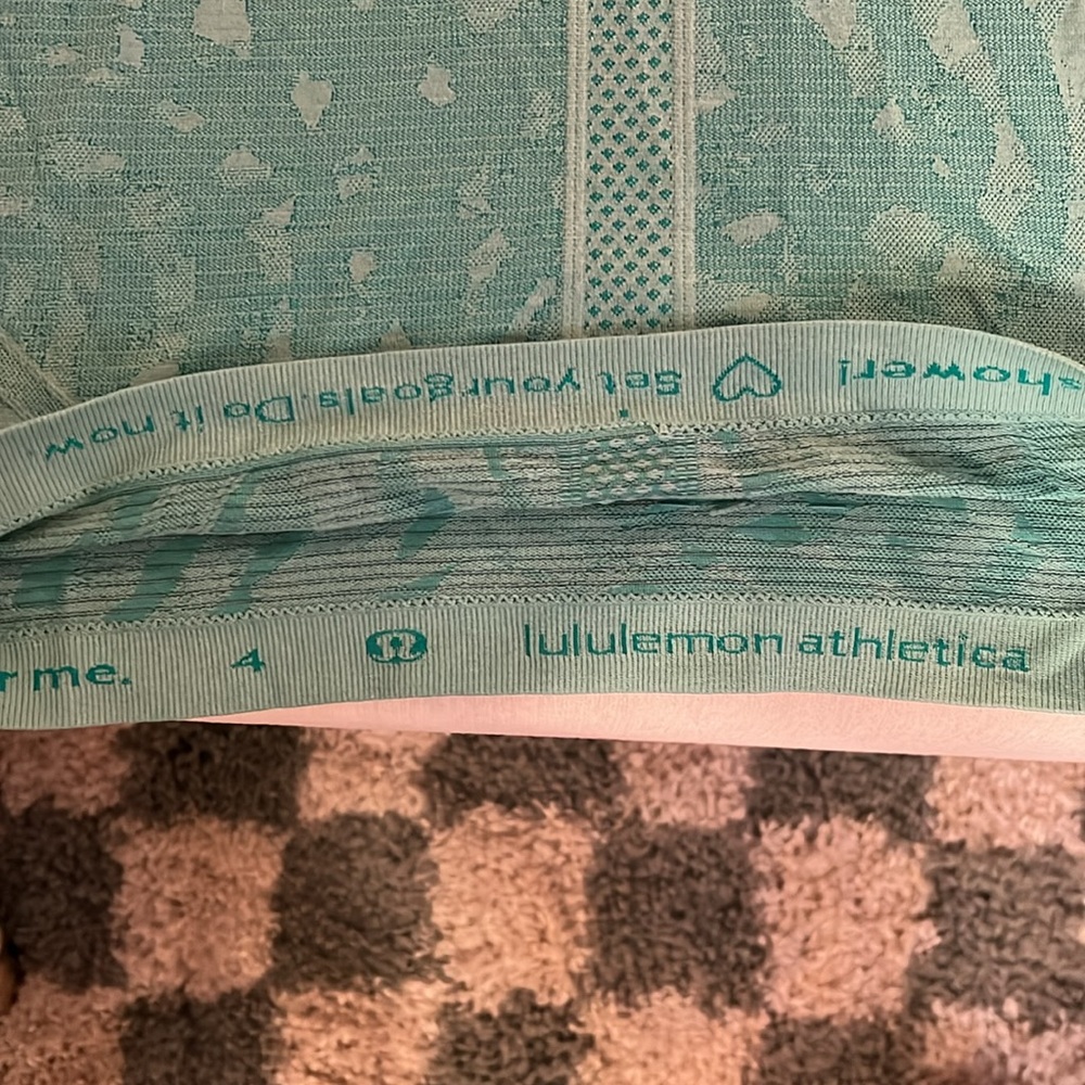 Lululemon Workout Top - Picture 3 of 3